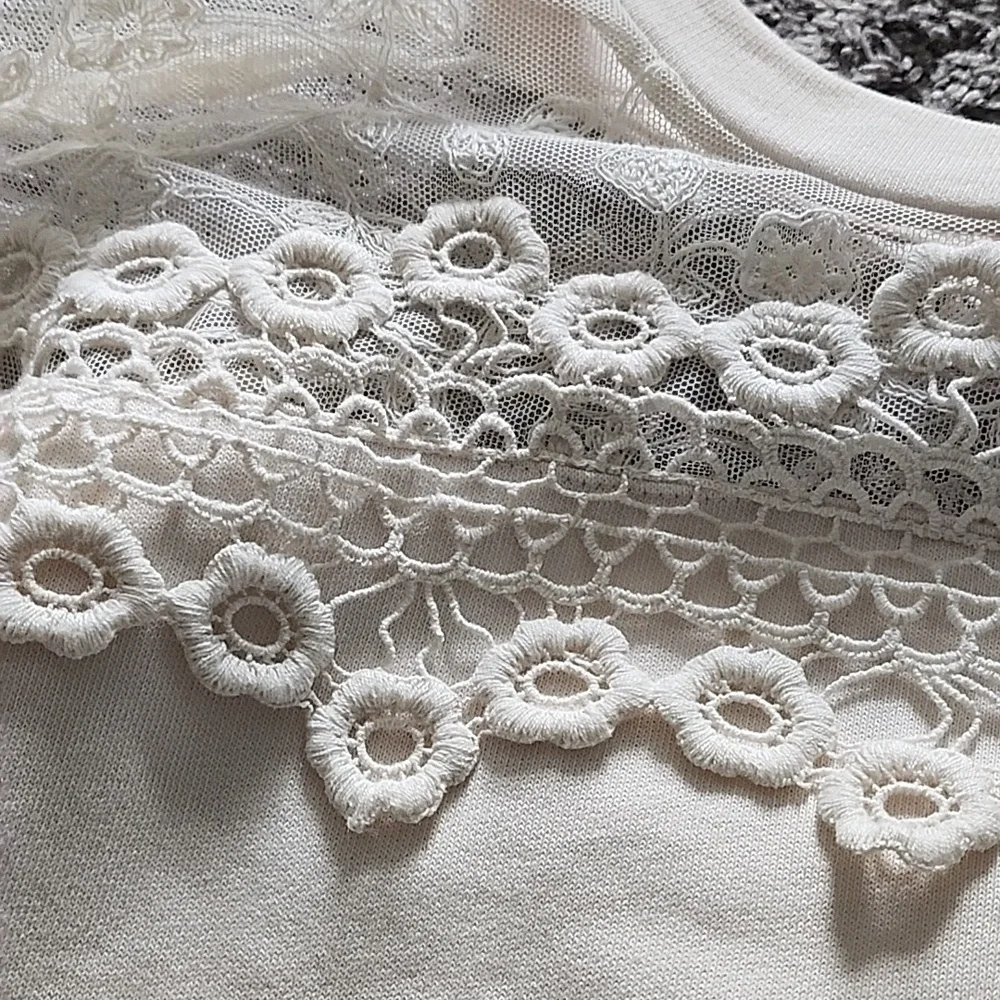 NWOT Cream Clothing Lace Sweatshirt - Picture 3 of 5